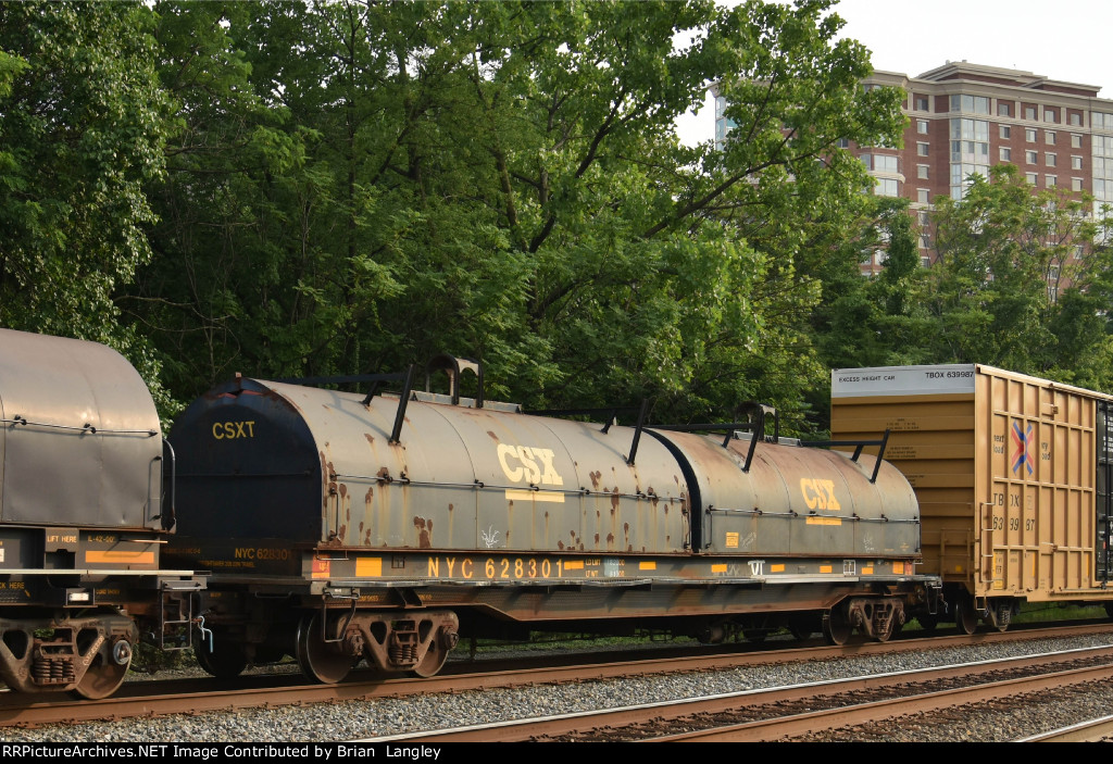 628301